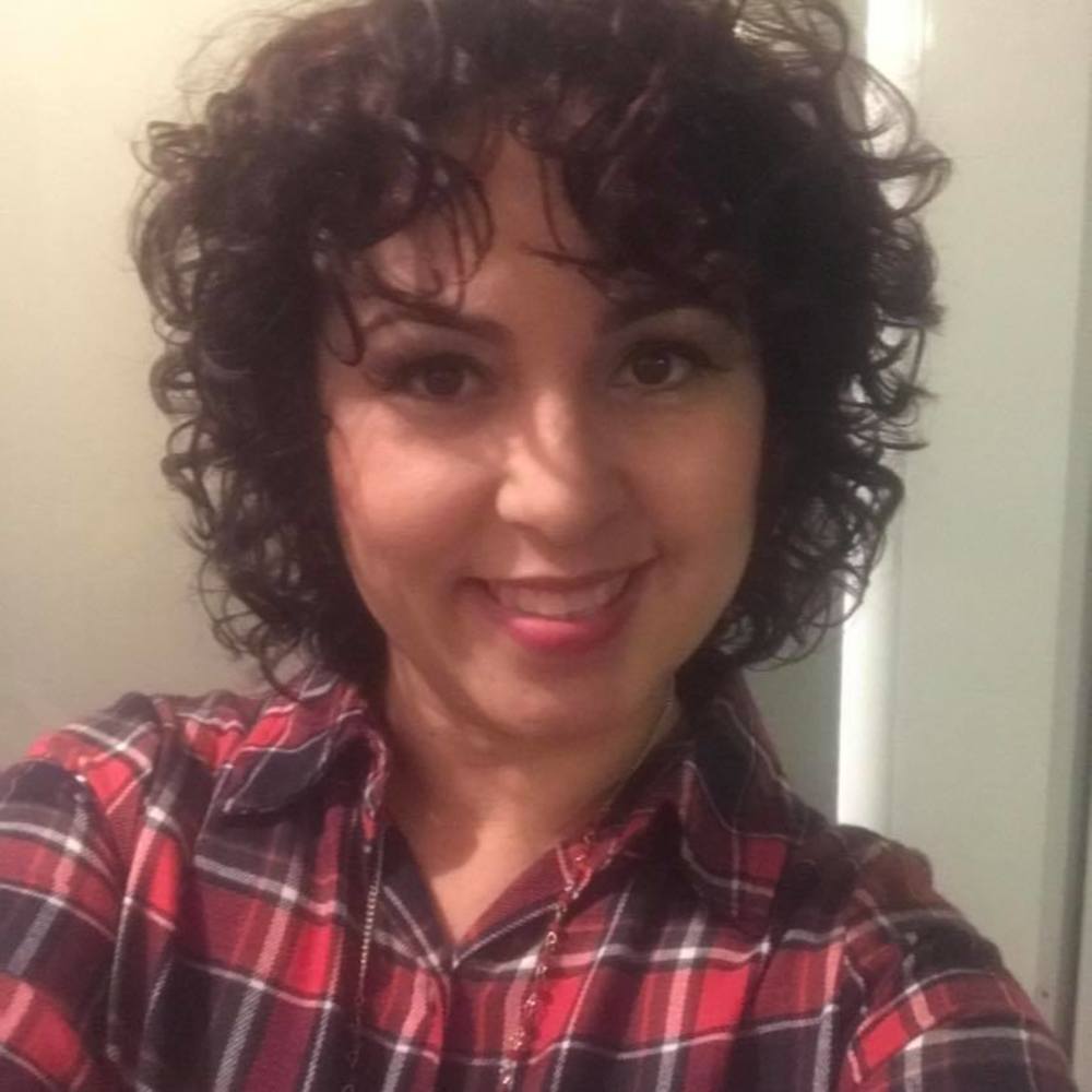 Meet your Posher, Ivonne